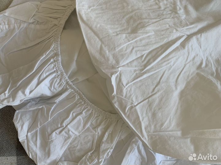 Простыни, наволочки и подушка детские