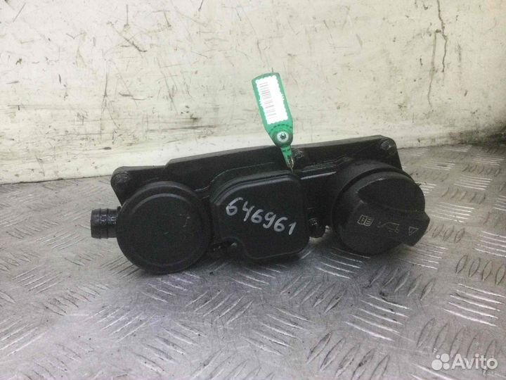 Маслоотделитель (сапун) Mercedes C-klasse a6460100