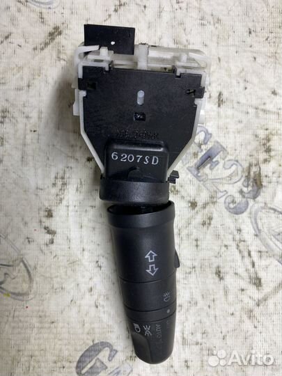 Переключатель подруливой Nissan Teana