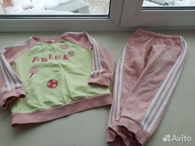 Спортивный костюм adidas