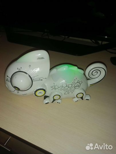Робот хамелион