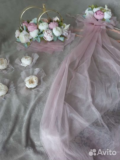 Украшение машины свадебное