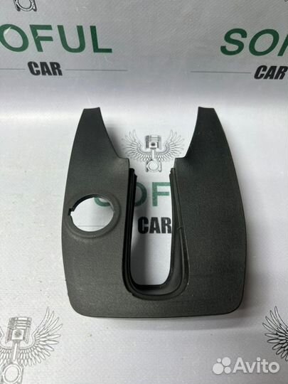 Накладка центральной консоли Toyota Auris 2008