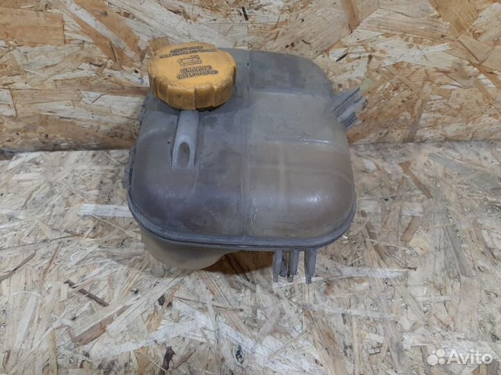 Расширительный бачок Opel Astra H