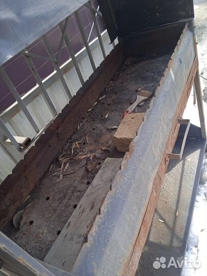 Мангал с крышей