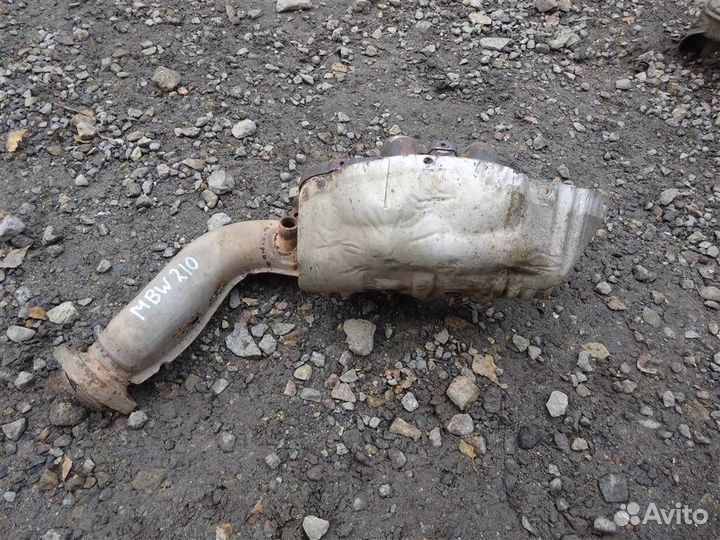 Коллектор выпускной Mercedes Benz W210 E-Klasse 1