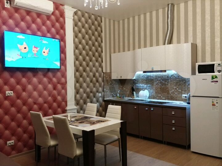 2-к. квартира, 55 м², 1/6 эт.