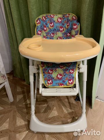 Детский стульчик для кормления
