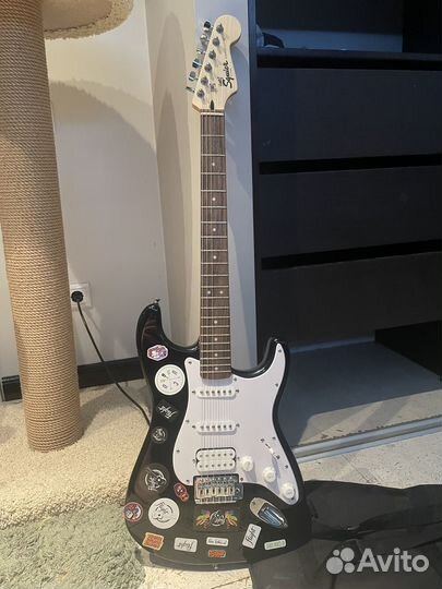 Электрогитара fender squier bullet trem hss blk