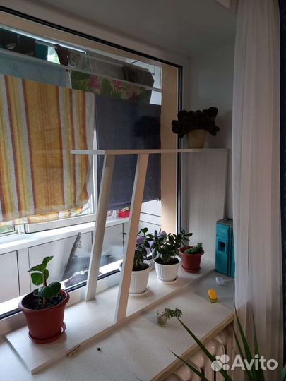 Полка под цветы