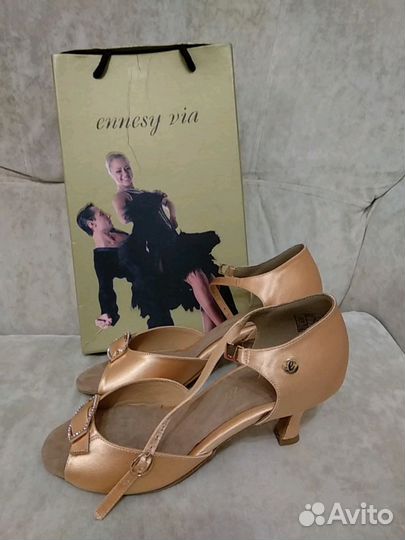 Туфли новые для спортивных бальных танцев