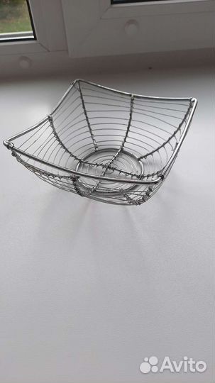 Ваза металлическая