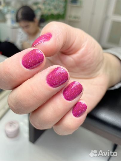 Модель на маникюр