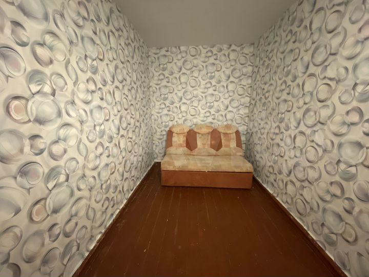 2-к. квартира, 40 м², 2/4 эт.