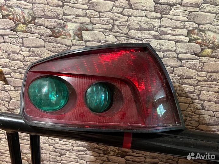 Фара задняя левая