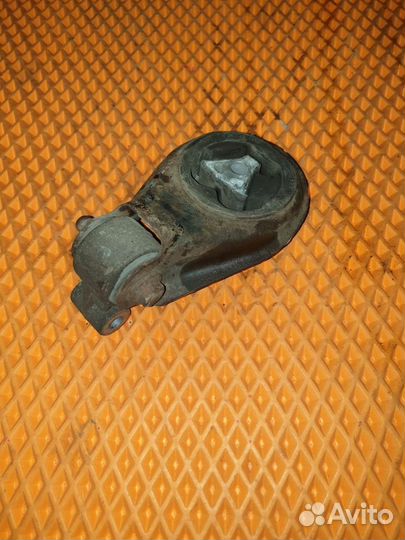 Опора двигателя задняя Форд Фокус 2