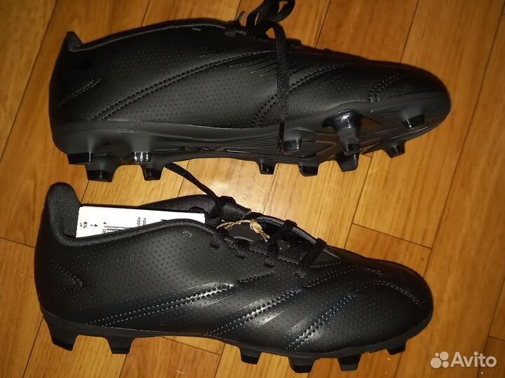 Бутсы Adidas Predator