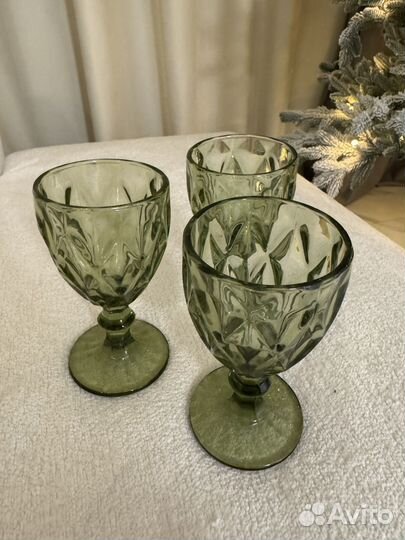 Бокалы из цветного стекла