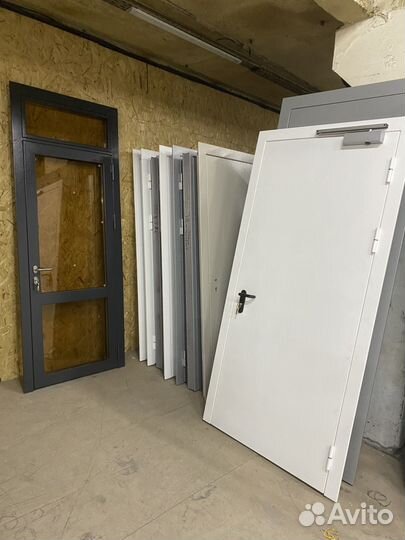 Двери входные противопожарные / технические