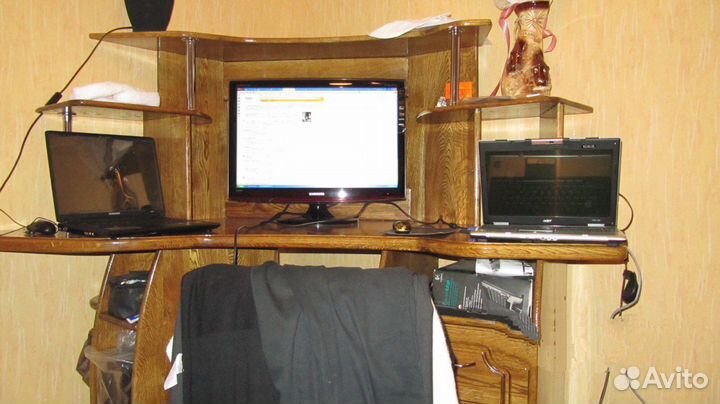 Компьютерный стол