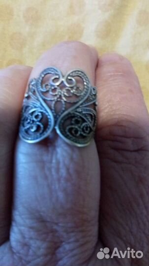 Серебряное кольцо