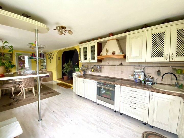 Дом 234 м² на участке 25 сот.