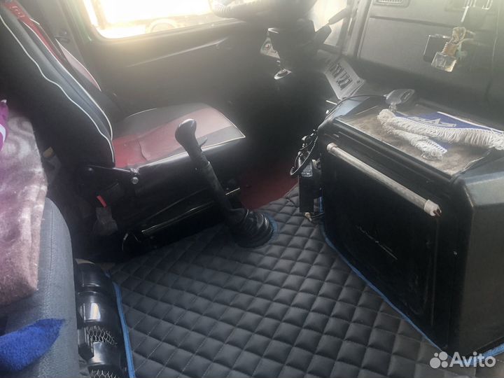 МАЗ 5440B9 с полуприцепом, 2016