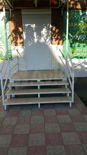 Нежилое помещение с арендатором