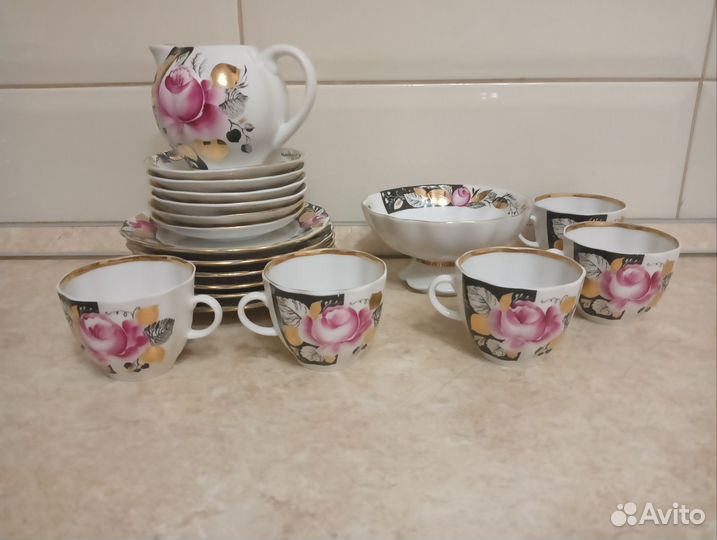 Сервиз кофейный, Роза в вечернем саду 