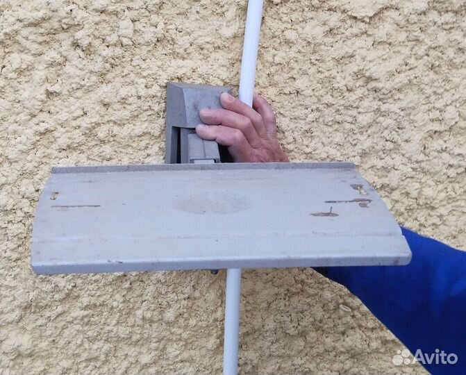 Настенный кронштейн под телевизор