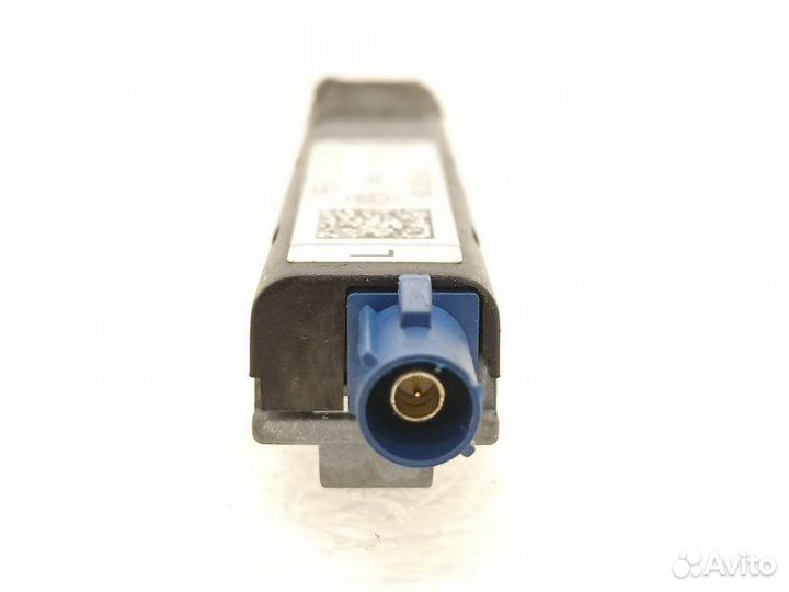 Усилитель антенны задний левый Volkswagen Golf 6