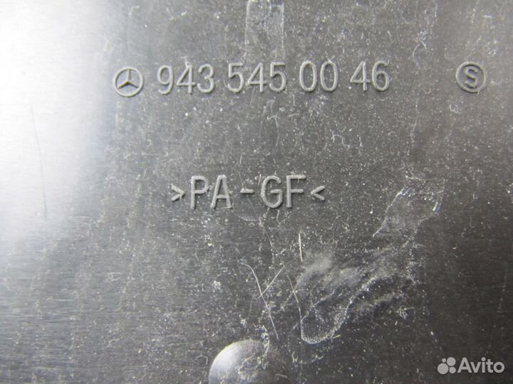 Накладка кузов внутри Mercedes Benz Actros MP3