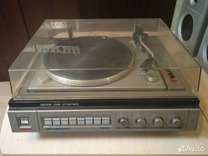 Проигрыватель винила вега 109