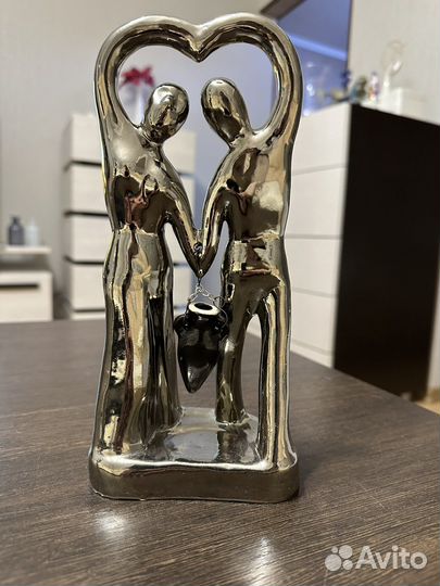 Статуэтка керамика с аромолампой и сердцем