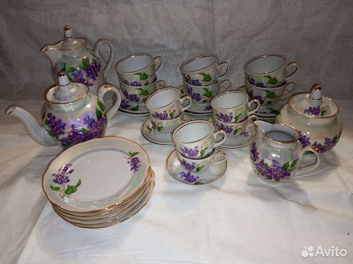 Сервизы, чайные пары, заварочные чайники
