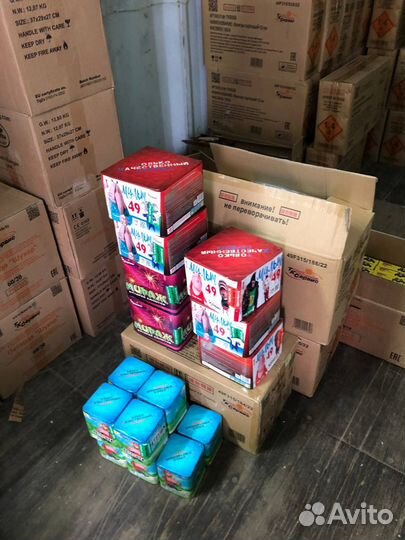 Салюты оптом, поставщик фейерверков, оптовый склад