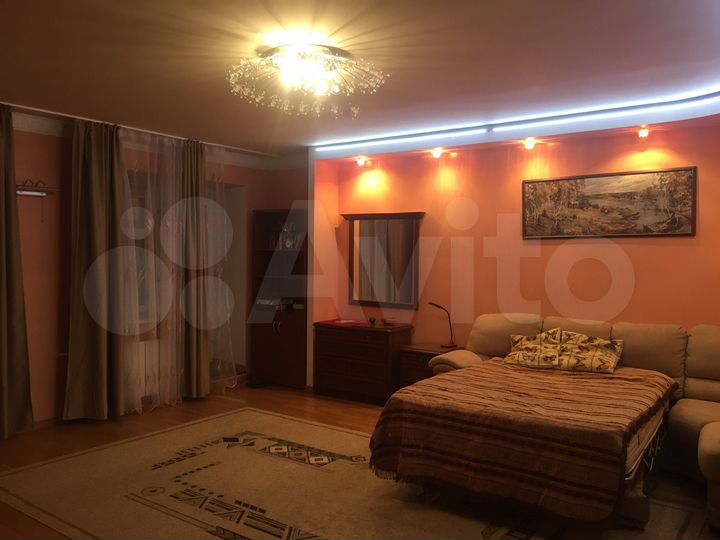 2-к. квартира, 73 м², 2/5 эт.