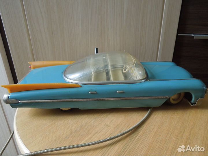 Модель Cadillac Eldorado с пультом 70-гг RRR