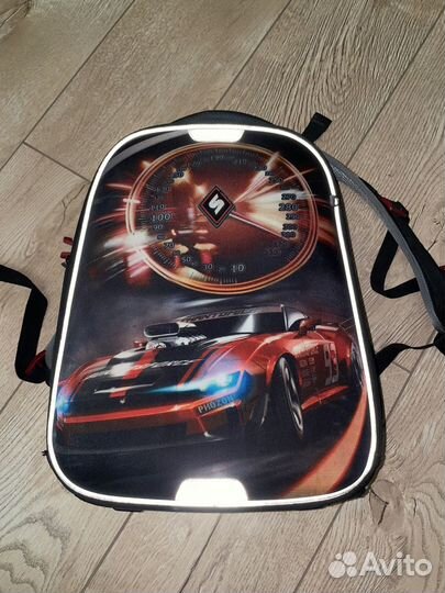 Школьный рюкзак