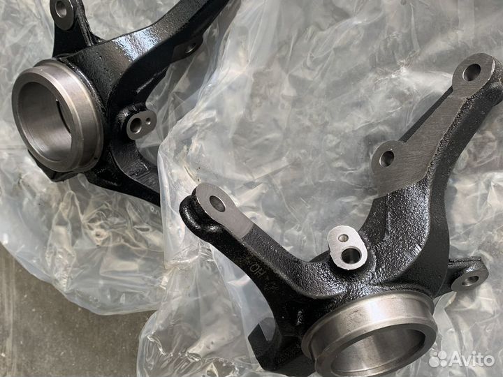 Поворотный кулак Солярис 2 Рио 4 новый