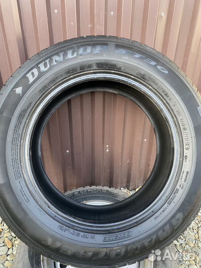 Accelera 651 2.25/4.5 R17