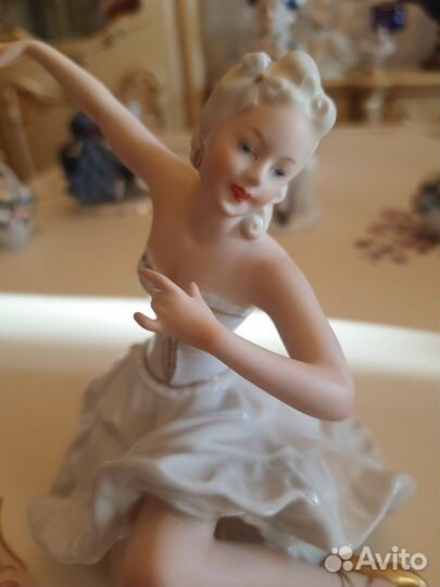 Статуэтка фарфор, Unter Weiss Bach.1940-1958гг