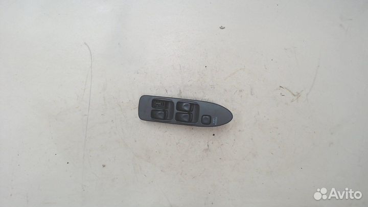 Кнопка стеклоподъемника Mitsubishi Space Star, 200