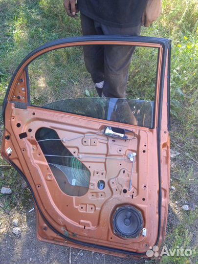 Дверь боковая задняя левая Chevrolet Lacetti