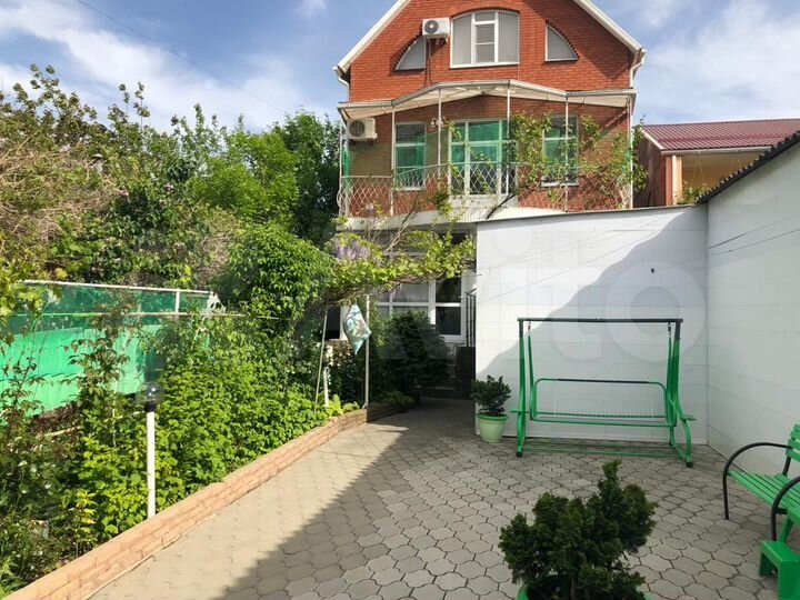 Дом 107 м² на участке 3,7 сот.