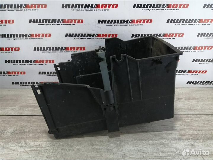 Корпус акб Форд Фокус 2 Фокус 2 Ц-мах