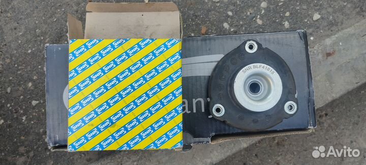 Опора подшипника стойки ntn-snr kb65713