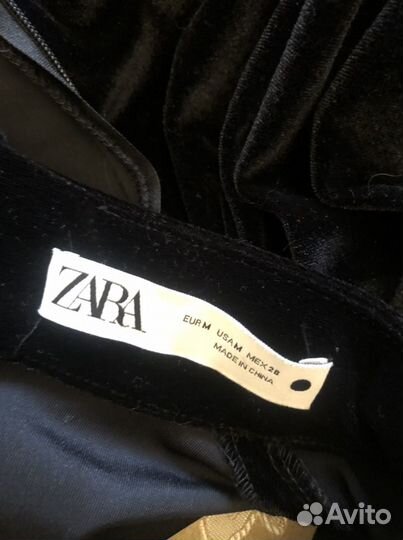 Платье бархатное zara М