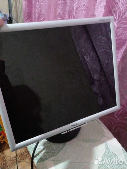 Монитор NEC