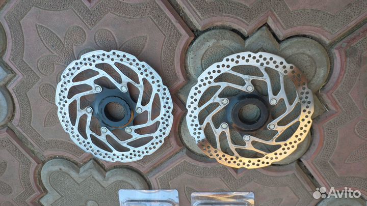 Тормоза shimano MT 200